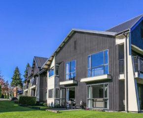  Village Lake Apartments  Хэнмер-Спрингз